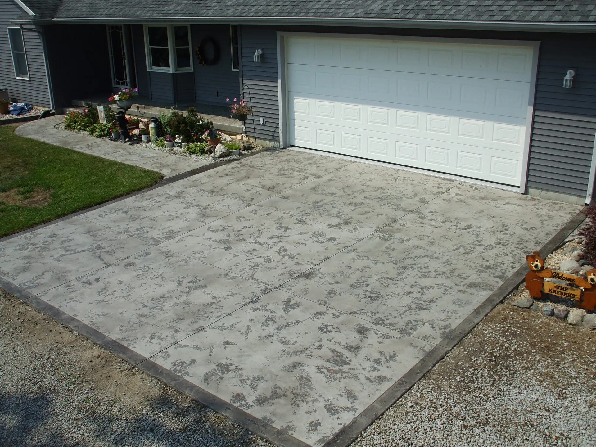 Tuscan Slate textured concrete overlay system