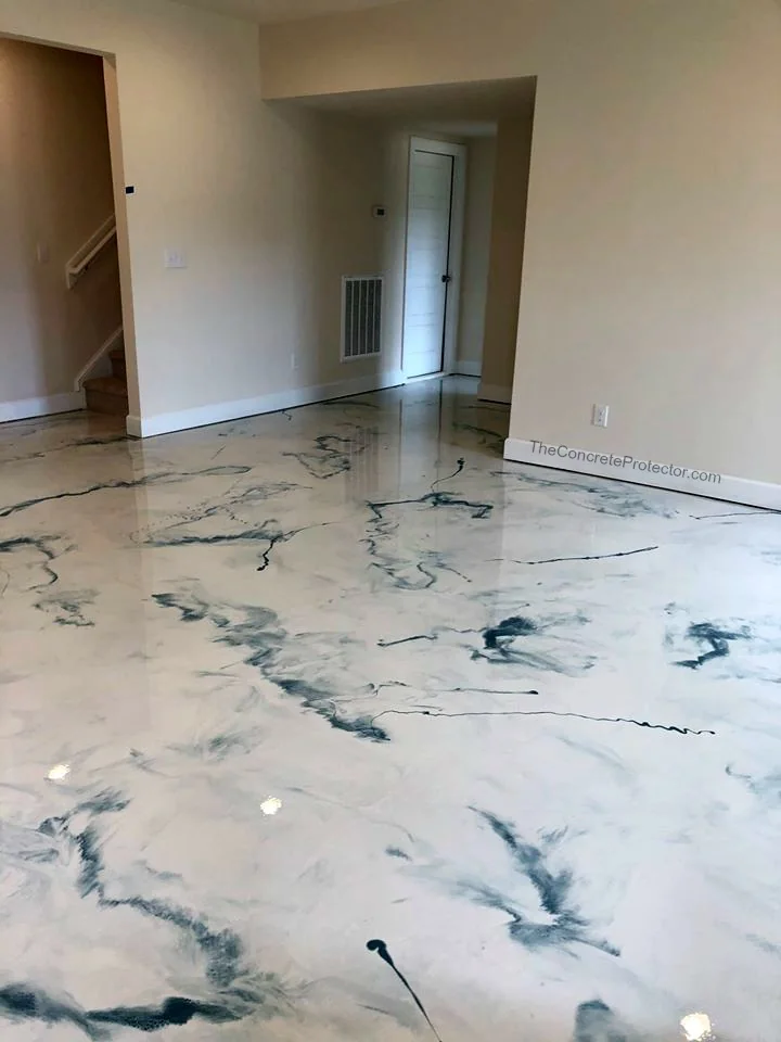 Metallic Marble epoxy floor in a Pearl and Forest color blend